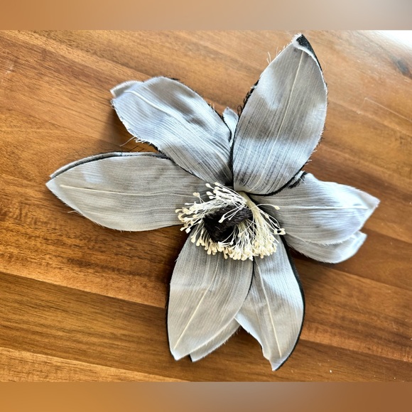 Vintage Large French Silver Flower Barrette - Picture 3 of 6